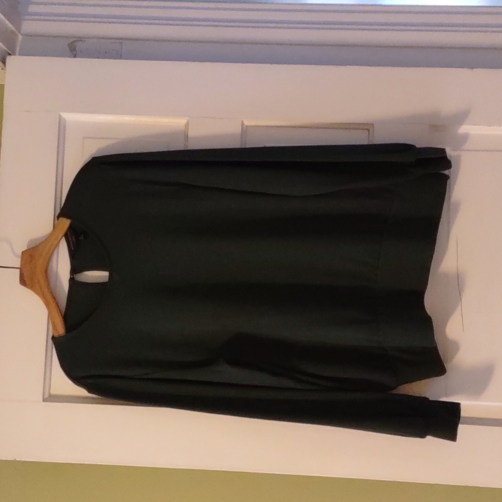 Banana Republic size XLarge Emerald green banded bottom top